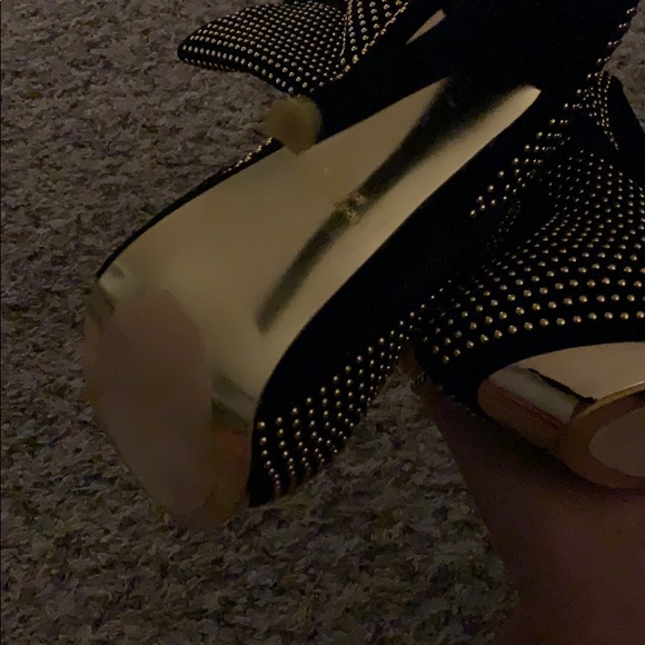 BOOTIES - Picture 5 of 5